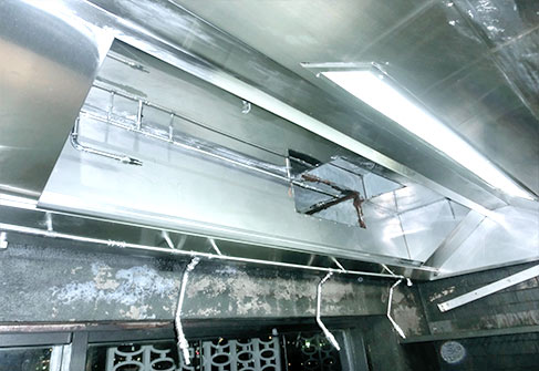 Limpieza de campanas, filtros y cocinas industriales en Barcelona para restaurantes, hoteles, bares, hospitales, colegios