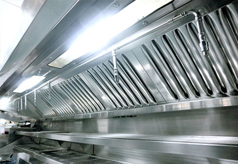 Limpieza profunda de cocinas industriales en Barcelona para restaurantes, hoteles, bares, hospitales, colegios