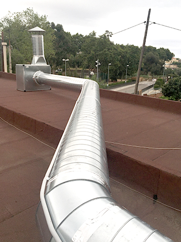 Instalación profesional de sistemas de extracción de humos en restaurantes en Barcelona 