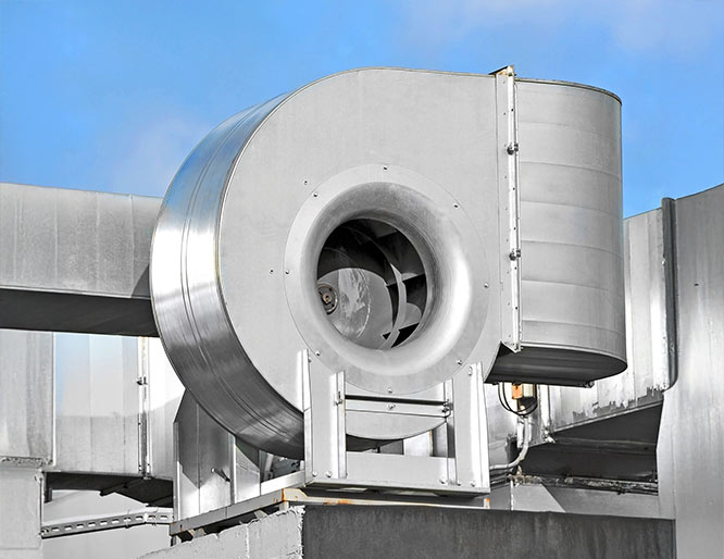 Instalación extractores para cocinas industriales y profesionales para restaurantes, hoteles, hospitales, colegios hostelería en Barcelona