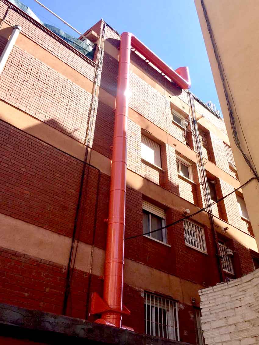 instalación de sistemas de extracción de humos según normativa vigente en Barcelona