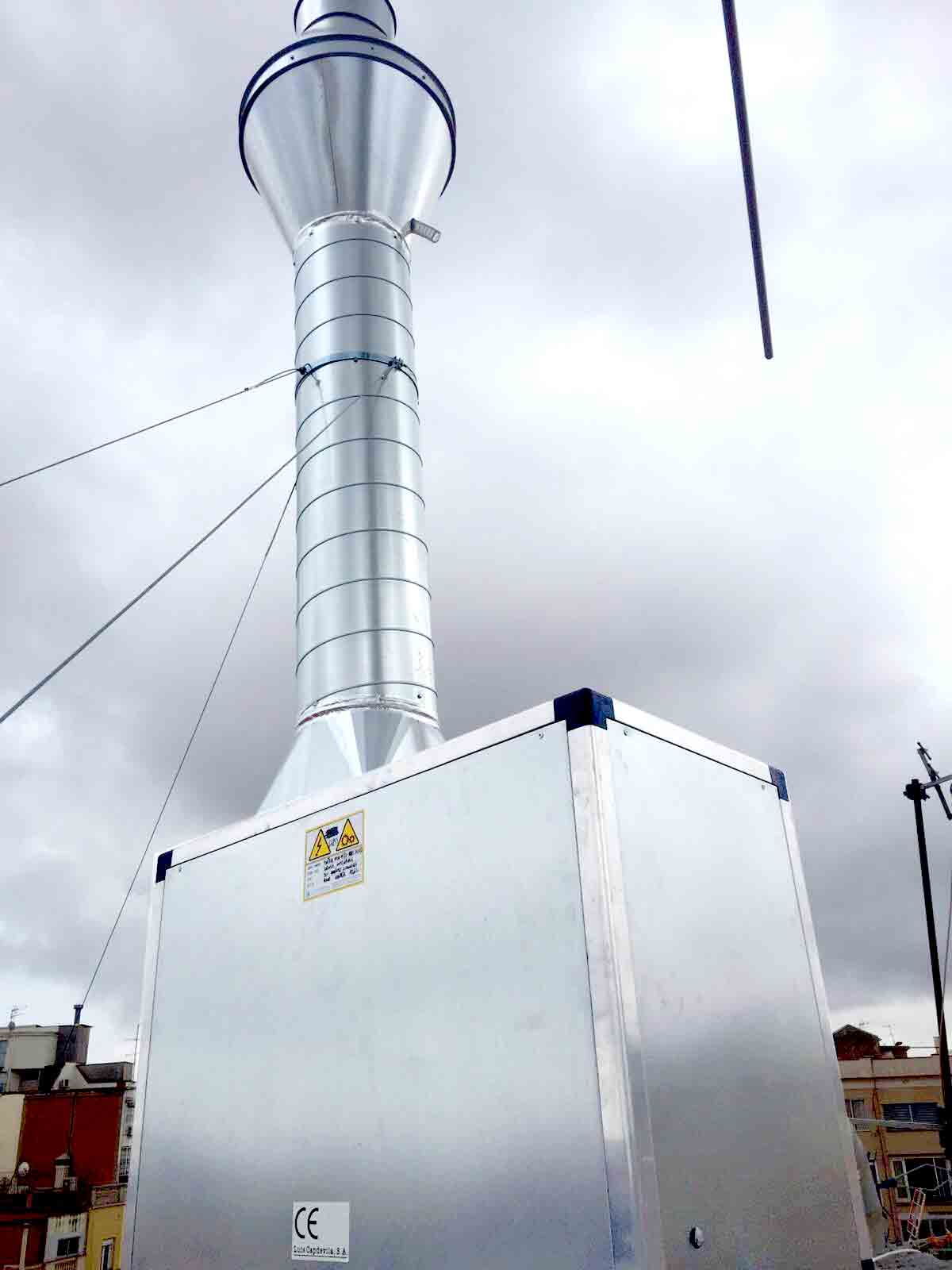 Instalación de sistemas de extracción de humos en Barcelona para restaurantes, hoteles, bares, hospitales, colegios